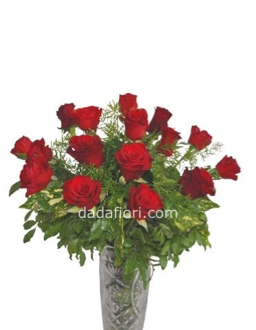 Bouquet di roselline rosse corte